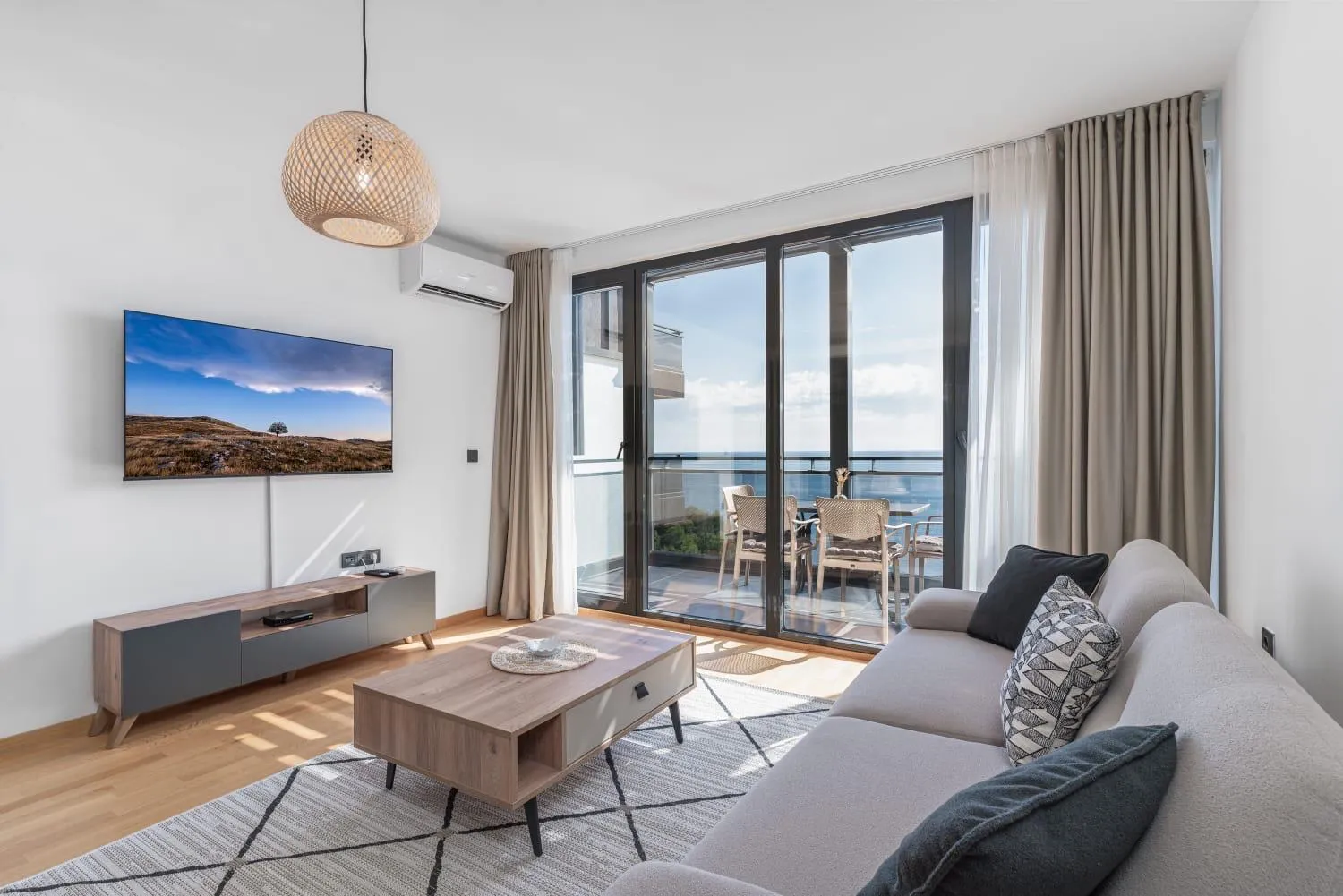 Уникальные апартаменты в Светом Стефане